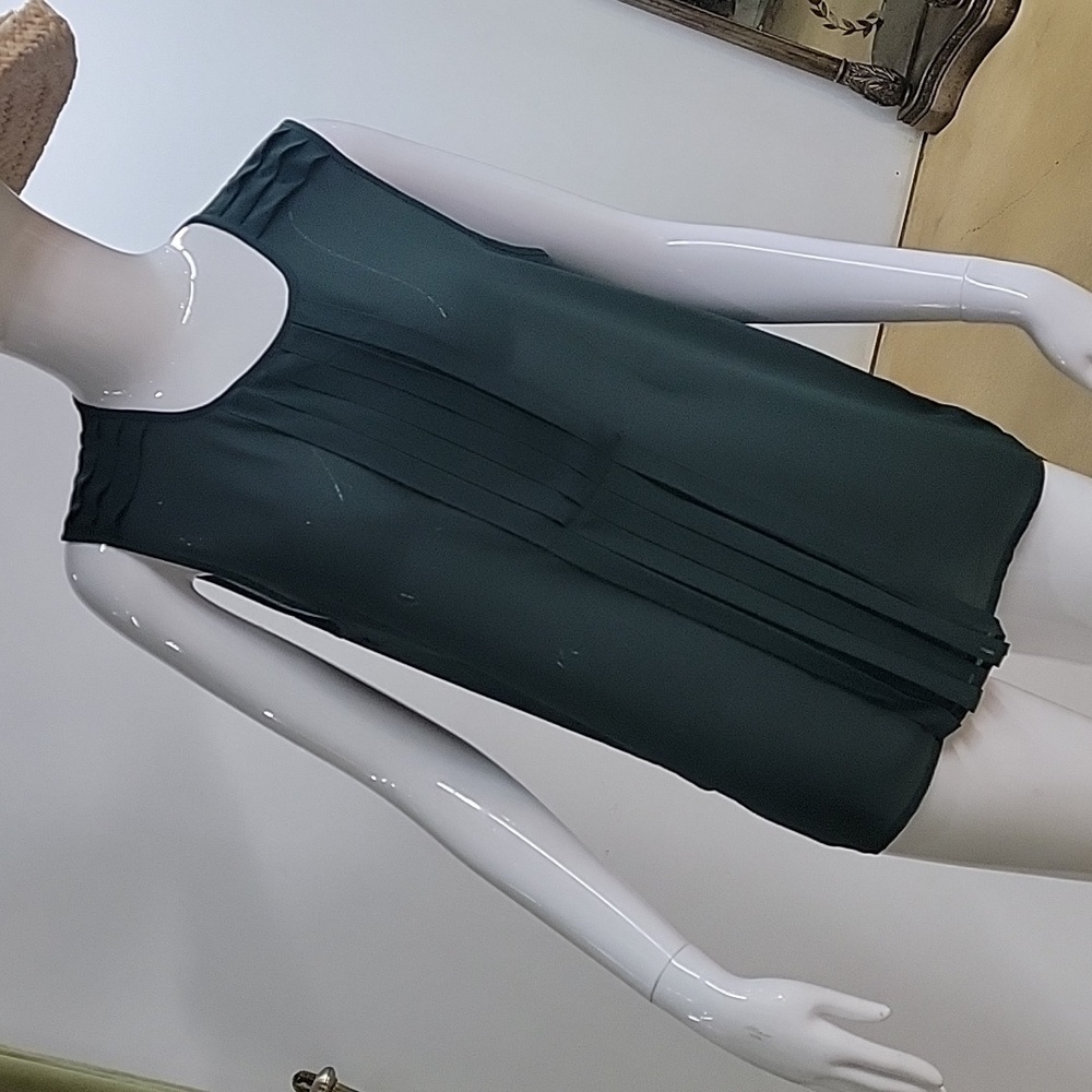 🩷 Elodie Forest Green Sheer Lightweight Sleeveless Hi Low Hem Blouse